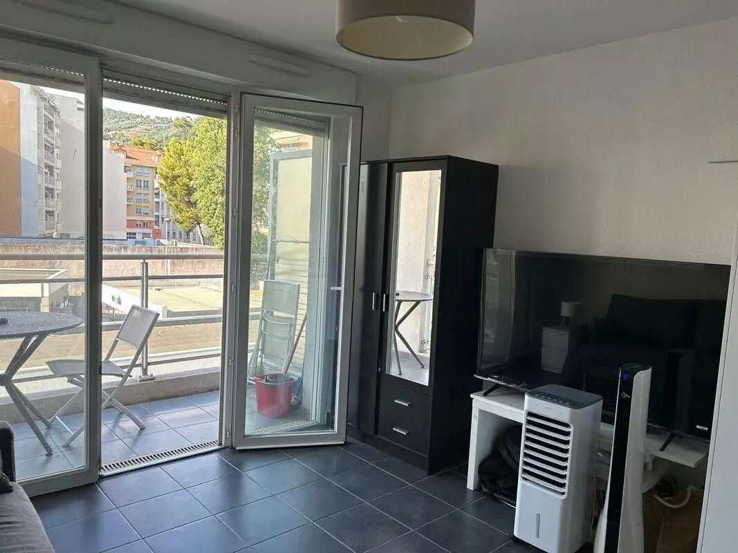 Appartement à louer, 19m², Nice