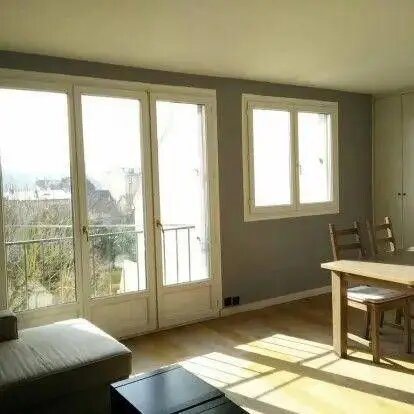 Appartement à louer, 62m², Garches