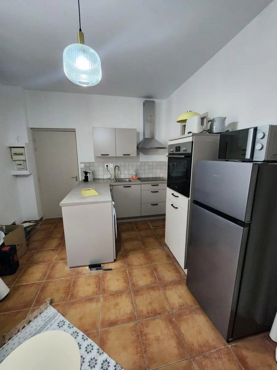 Appartement à louer, 27m², Arles