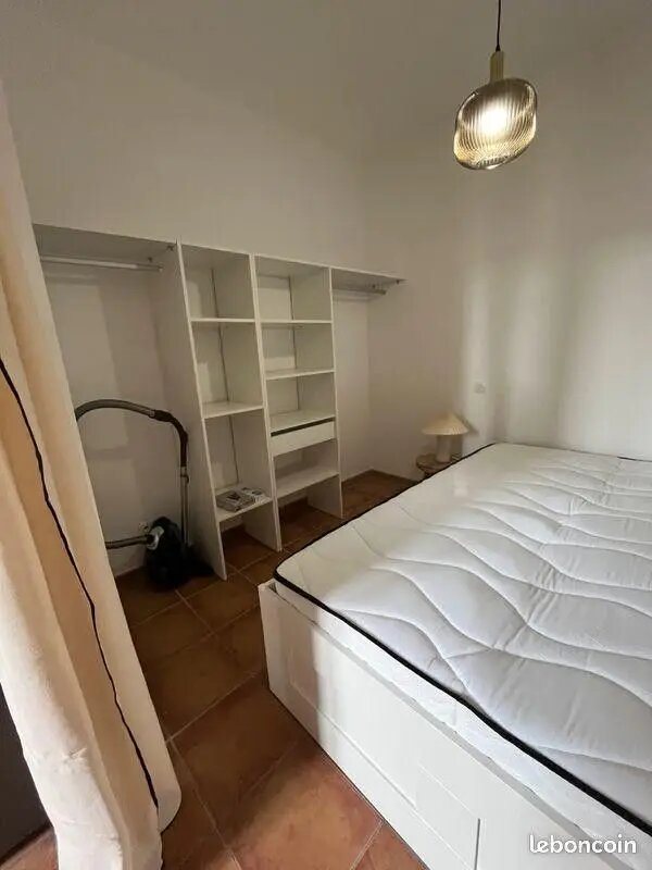 Appartement à louer, 27m², Arles