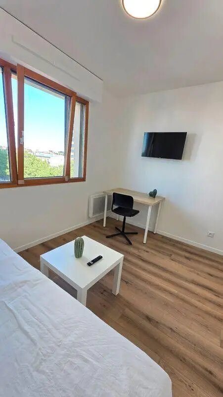 Appartement à louer, 15m², Clichy
