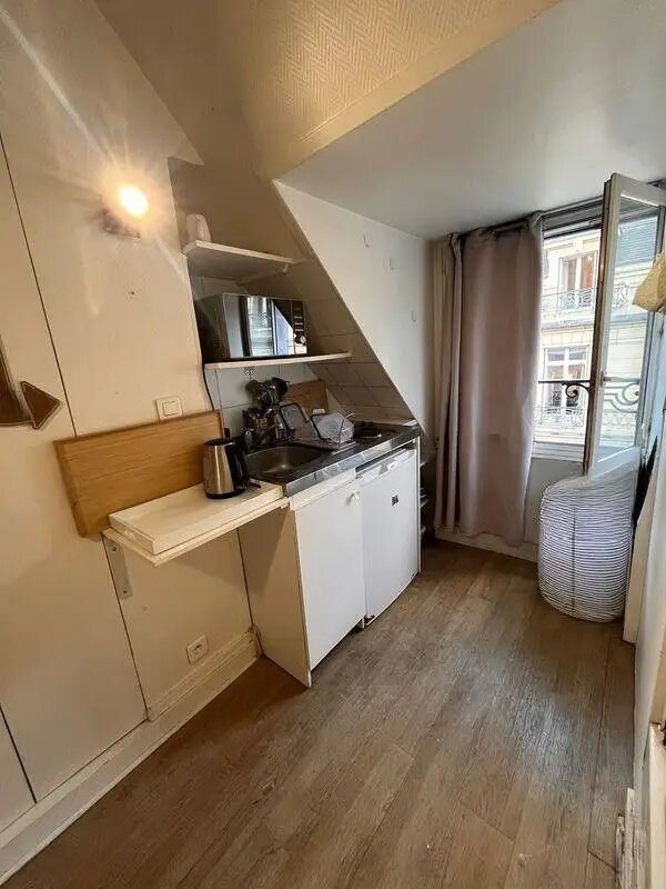 Appartement à louer, 10m², Paris 8ème