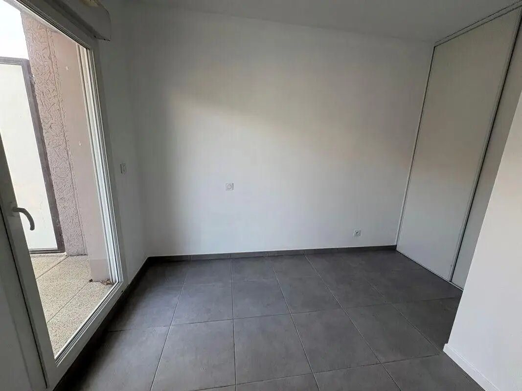 Appartement à louer, 34m², Bron