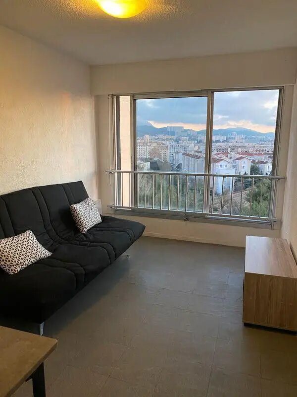 Appartement à louer, 19m², Marseille 10ème
