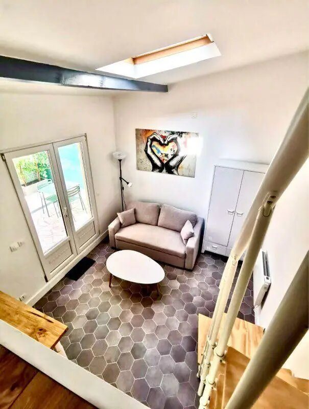 Maison à louer, 17m², Courbevoie