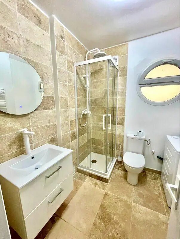 Maison à louer, 17m², Courbevoie