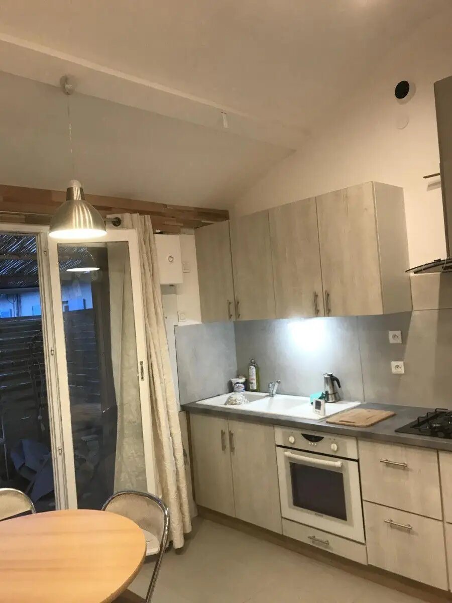 Appartement à louer, 25m², Saint-Martin-de-Crau