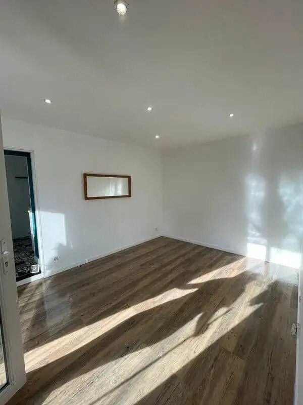 Appartement à louer, 65m², Villecresnes