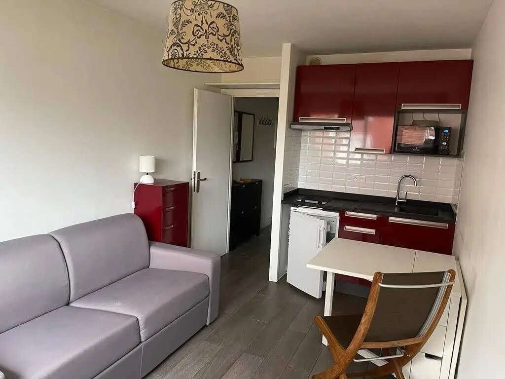 Appartement à louer, 18m², Paris 17ème