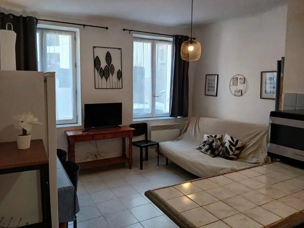 Appartement à louer, 25m², Marseille 9ème