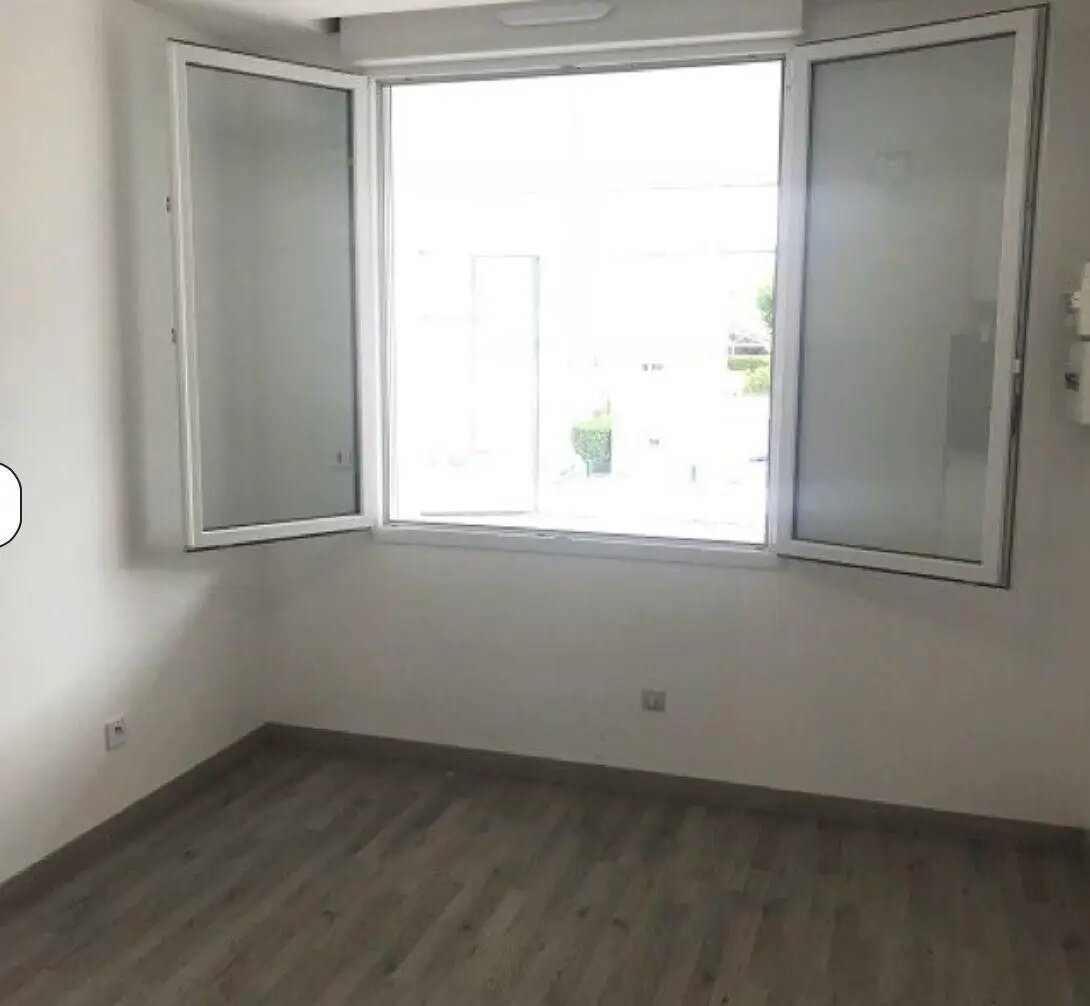 Appartement à louer, 18m², Bron