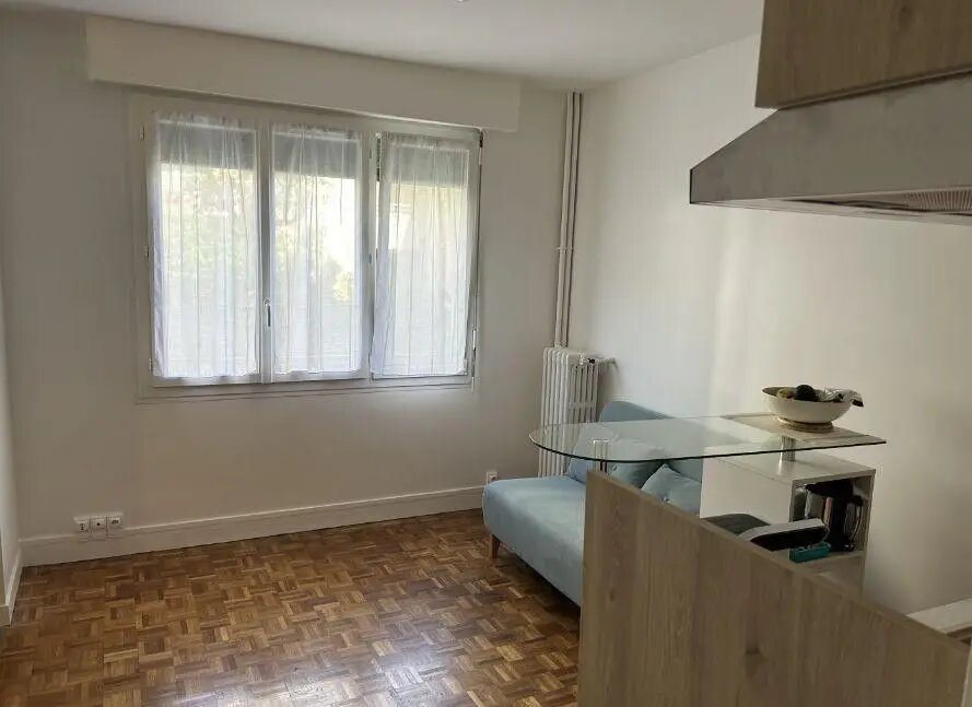 Appartement à louer, 29m², Clamart
