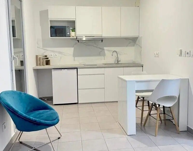 Appartement à louer, 22m², Bron