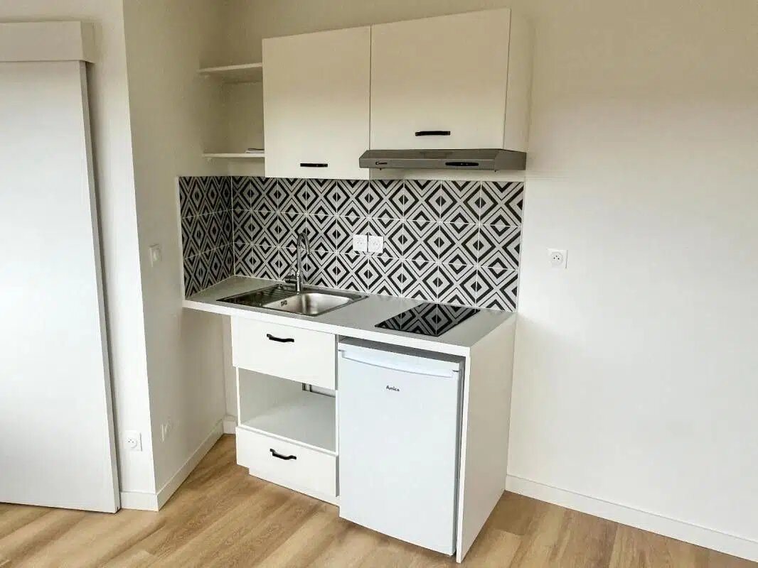 Appartement à louer, 17m², Saint-Maurice