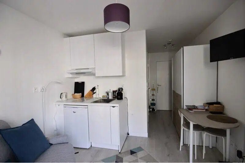 Appartement à louer, 16m², Courbevoie