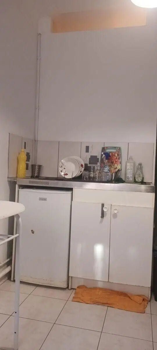 Appartement à louer, 13m², Marseille 8ème