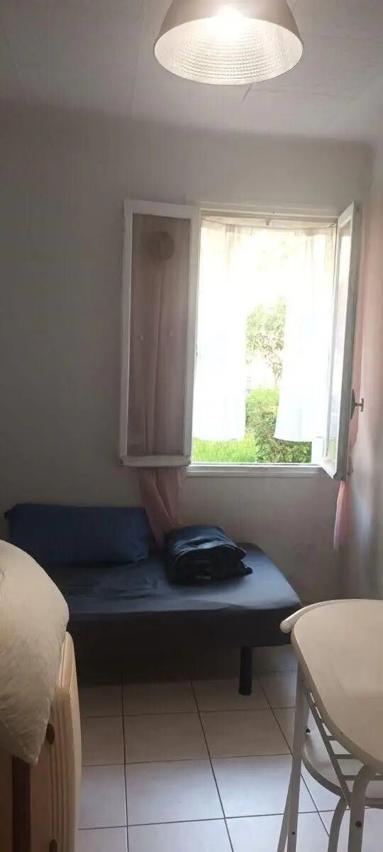Appartement à louer, 13m², Marseille 8ème