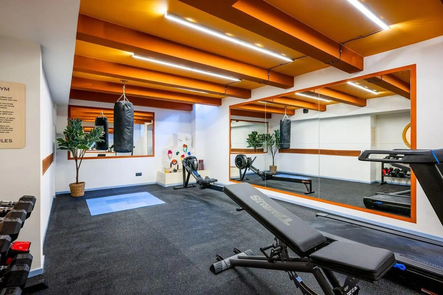 Maison à louer, 355m², Paris 19ème