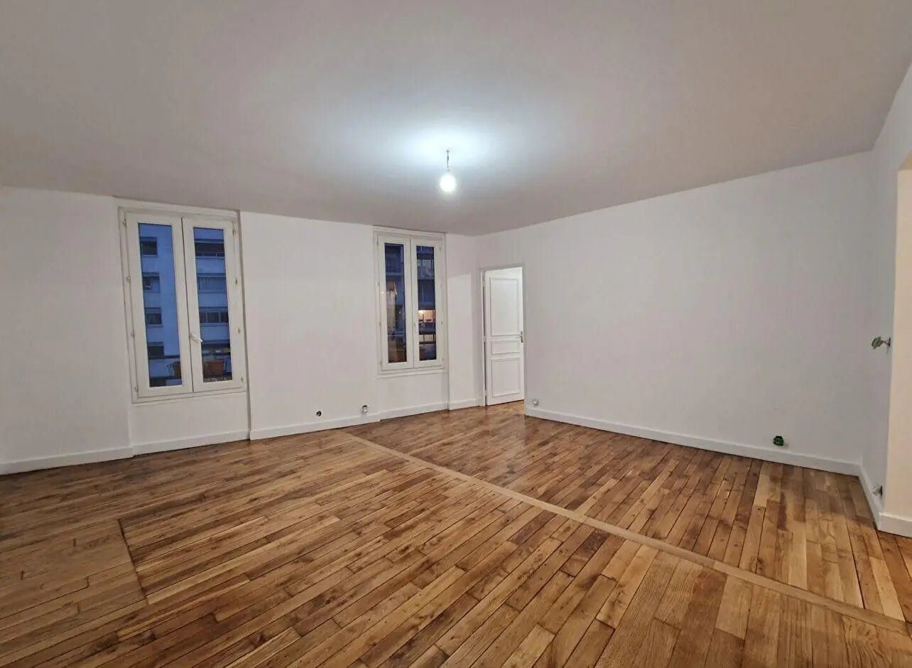 Appartement à louer, 94m², Paris 19ème