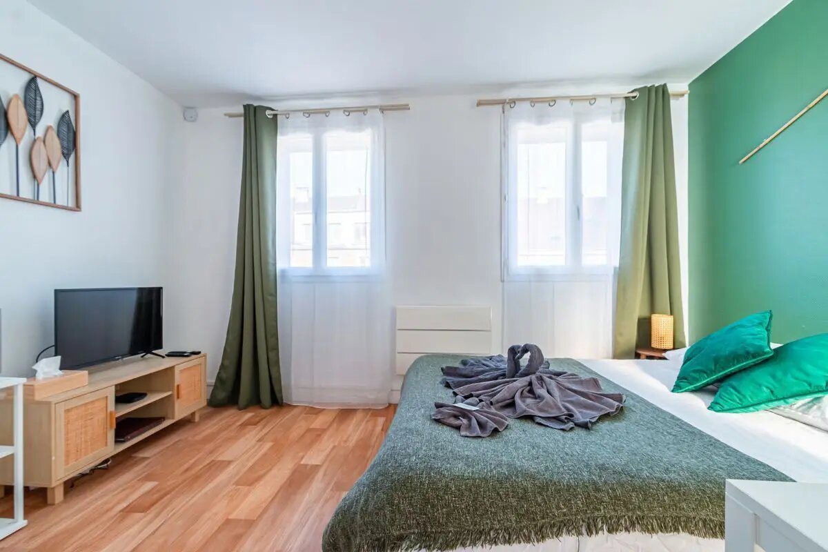 Appartement à louer, 24m², Saint-Cyr-l'Ecole