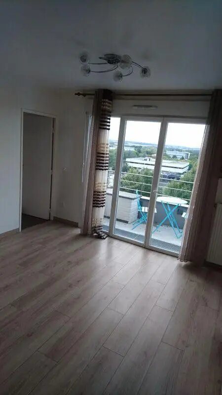 Appartement à louer, 38m², Cergy