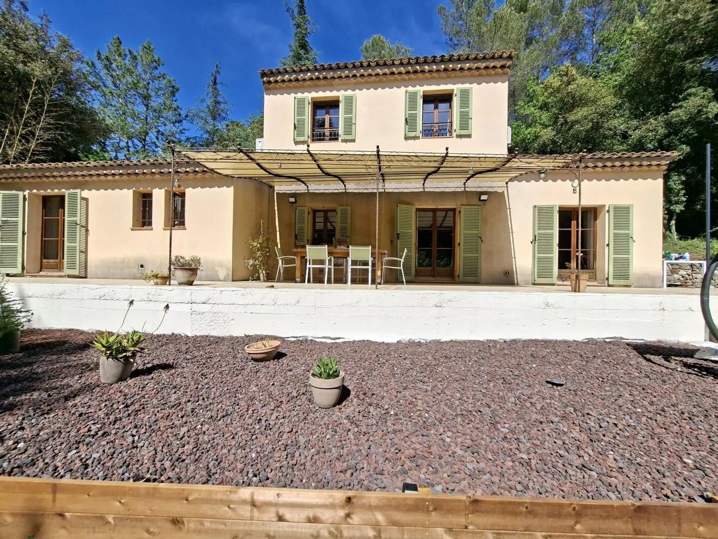 Maison à louer, 131m², Biot