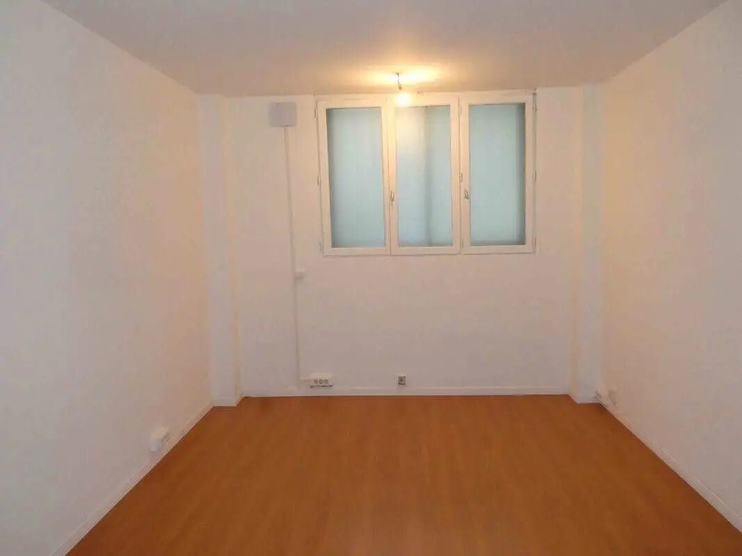 Appartement à louer, 63m², Paris 20ème