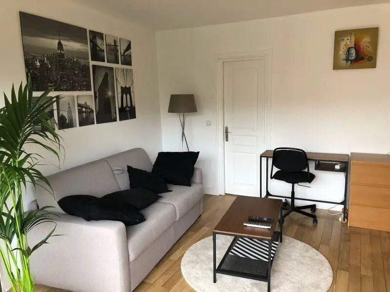 Appartement à louer, 27m², Suresnes