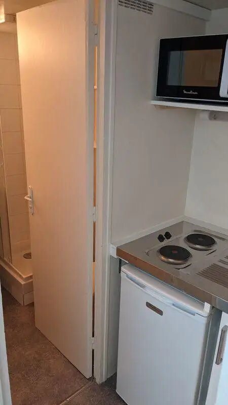 Appartement à louer, 19m², Paris 20ème