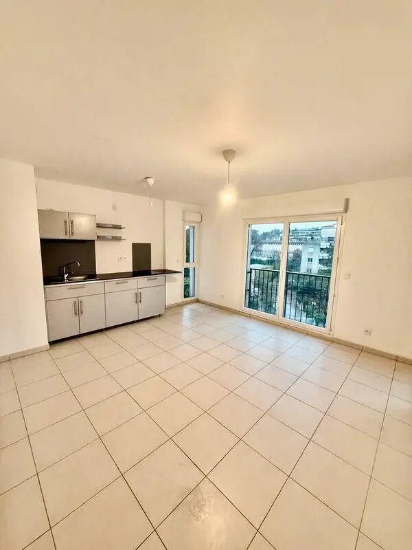 Appartement à louer, 40m², Marseille 12ème