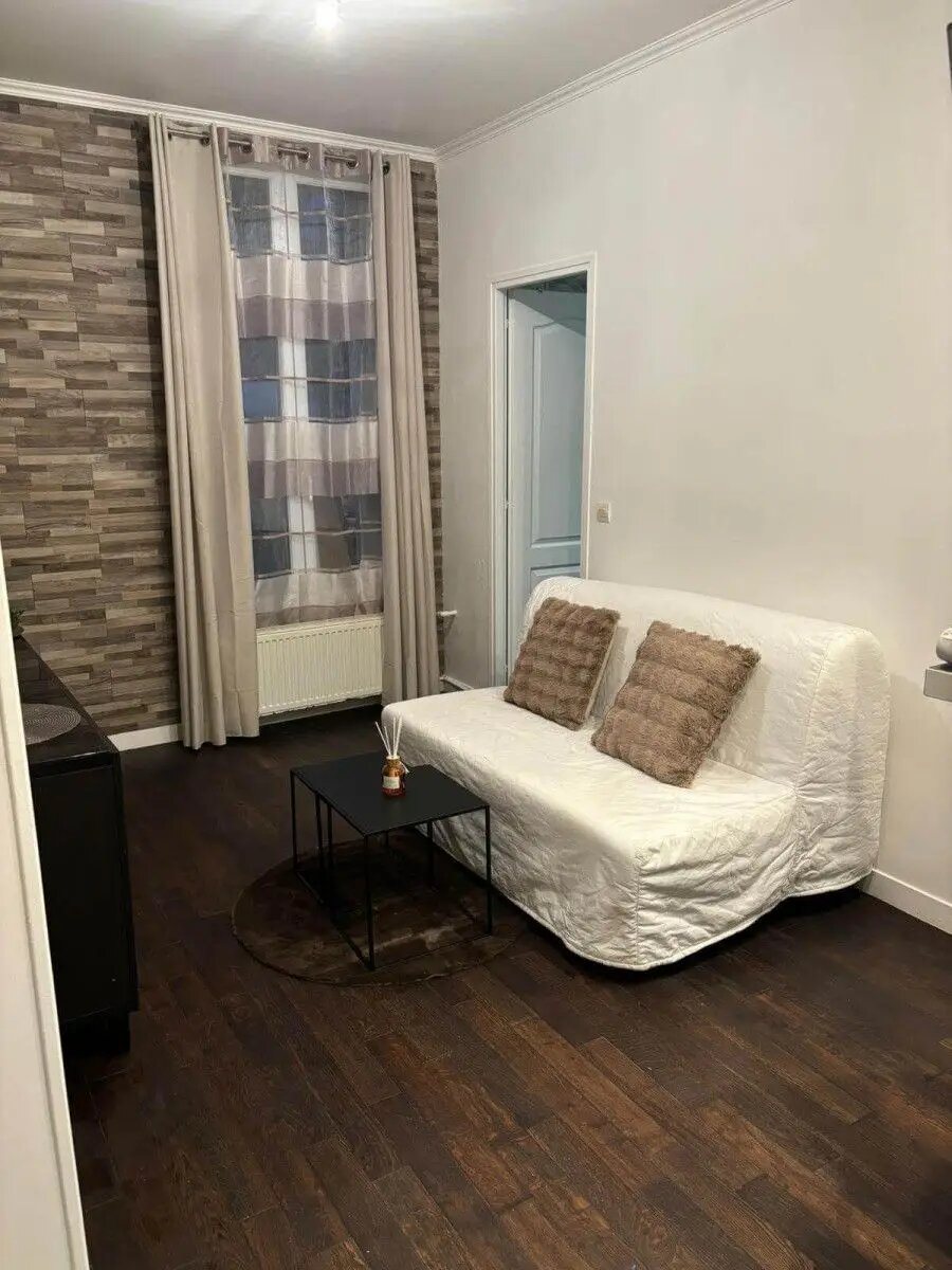 Appartement à louer, 30m², Courbevoie