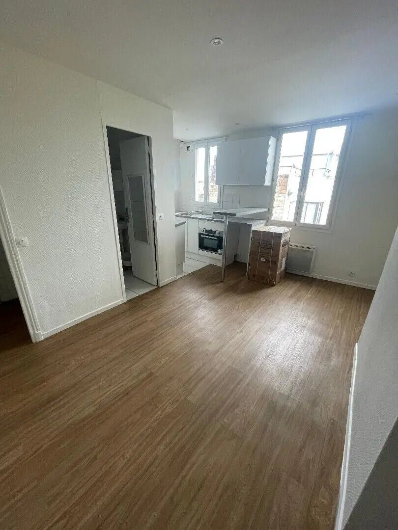 Appartement à louer, 17m², Paris 14ème