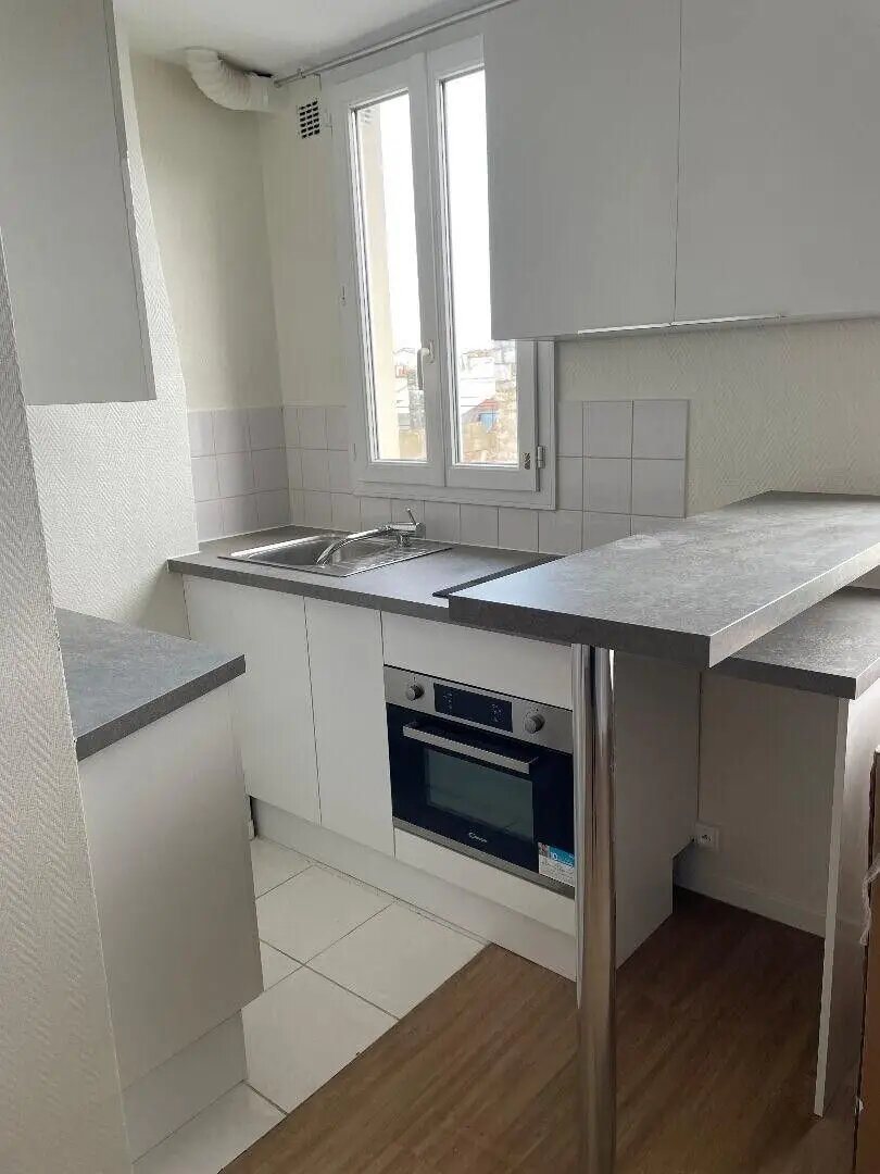 Appartement à louer, 17m², Paris 14ème