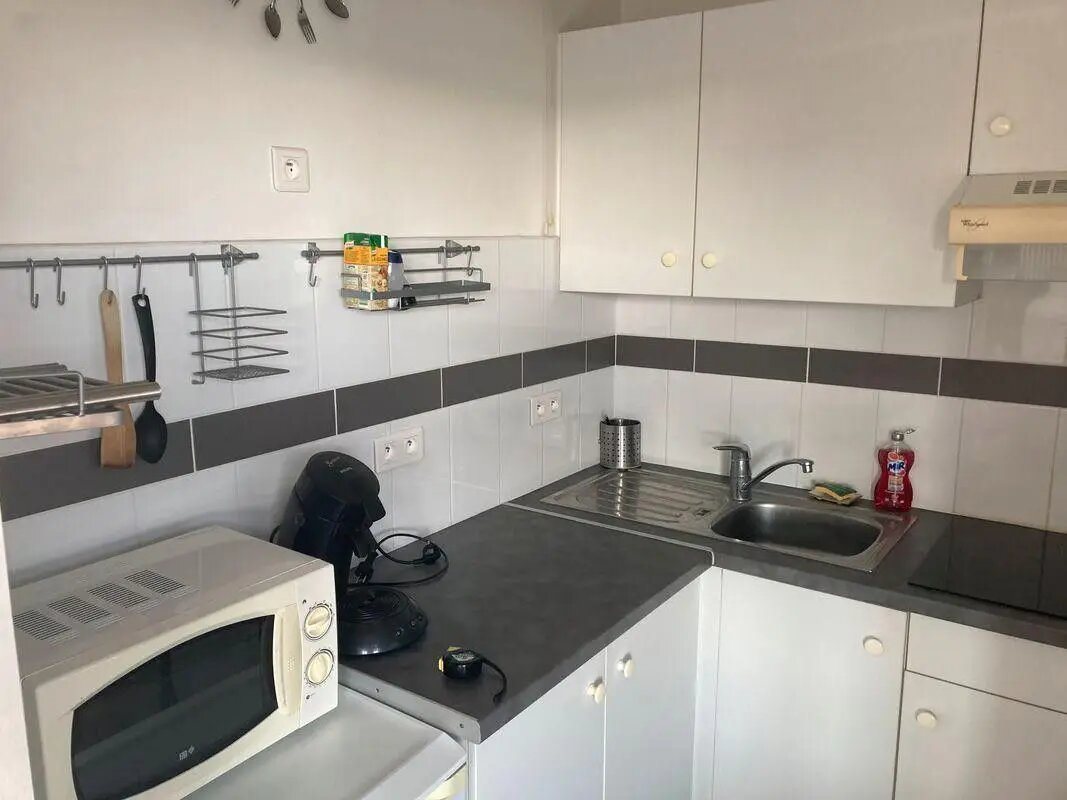 Appartement à louer, 33m², Courbevoie
