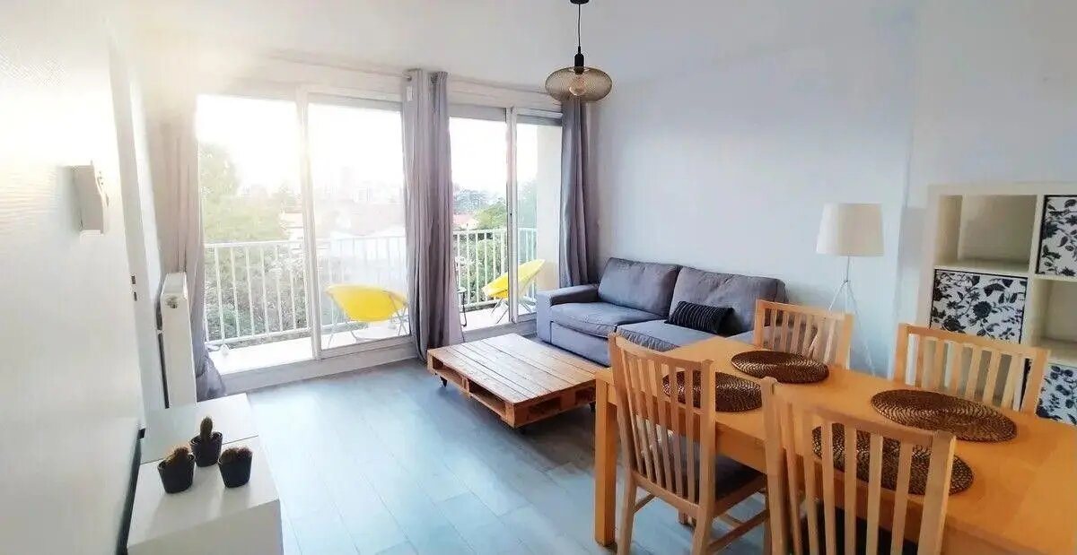 Appartement à louer, 55m², Bron