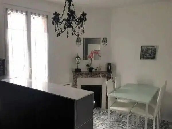 Appartement à louer, 34m², Suresnes