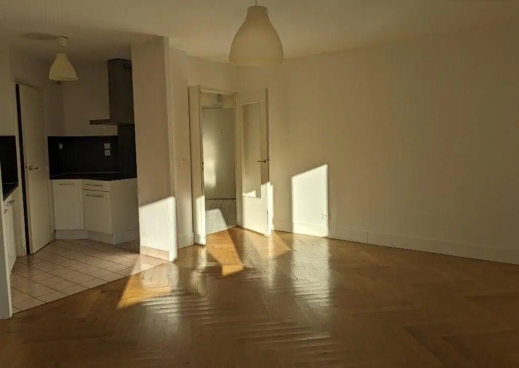 Appartement à louer, 47m², Puteaux
