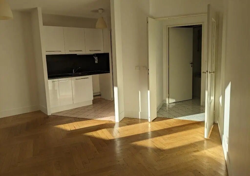 Appartement à louer, 47m², Puteaux