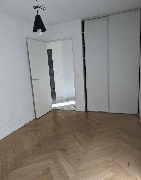 Appartement à louer, 47m², Puteaux