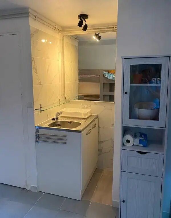 Appartement à louer, 15m², Marseille 8ème