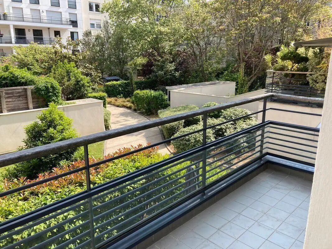 Appartement à louer, 51m², Suresnes