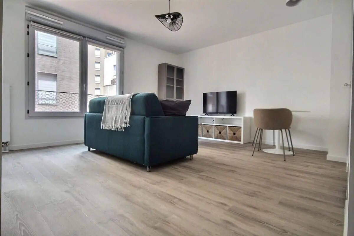 Appartement à louer, 32m², Romainville