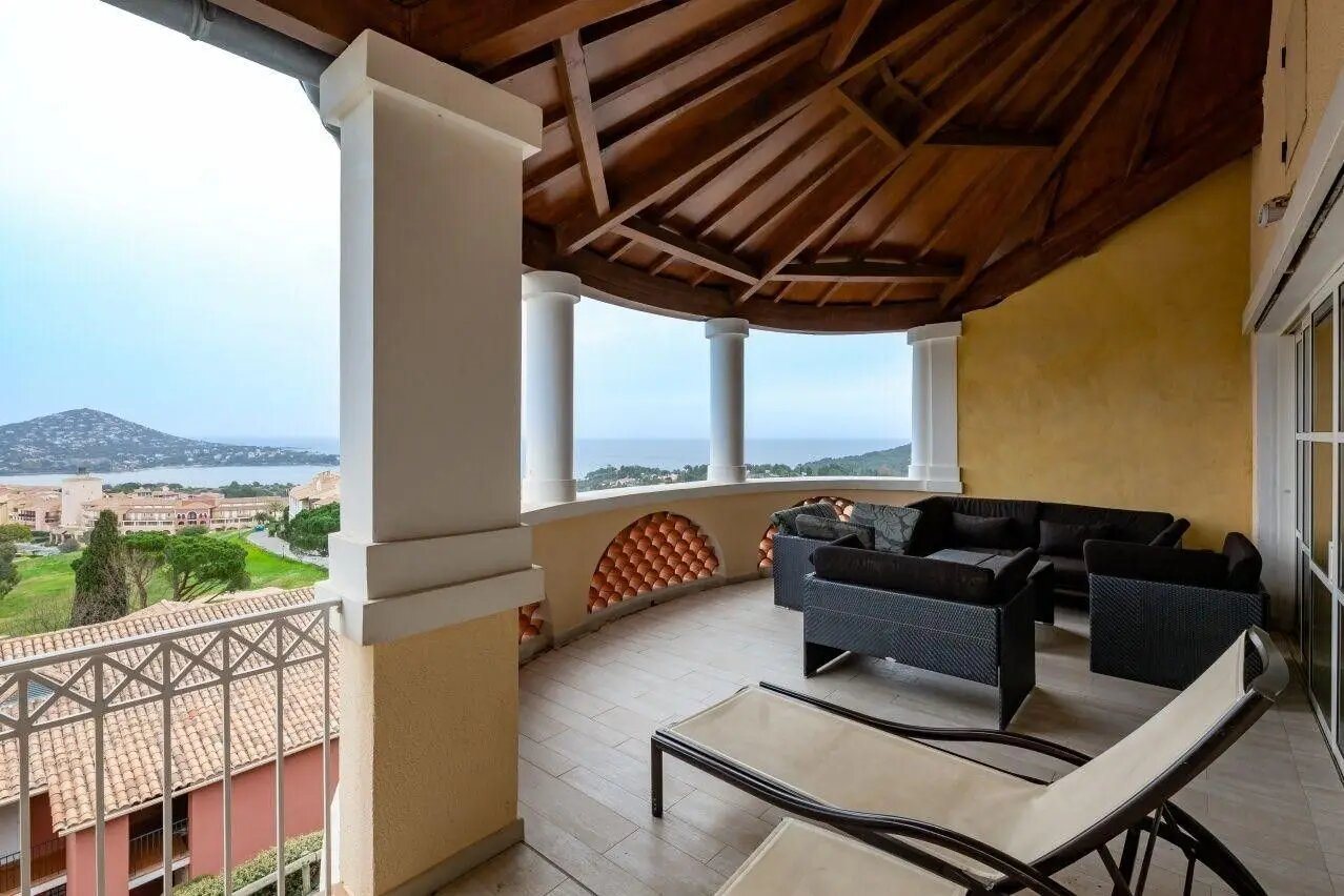 Appartement à louer, 86m², Saint-Raphaël