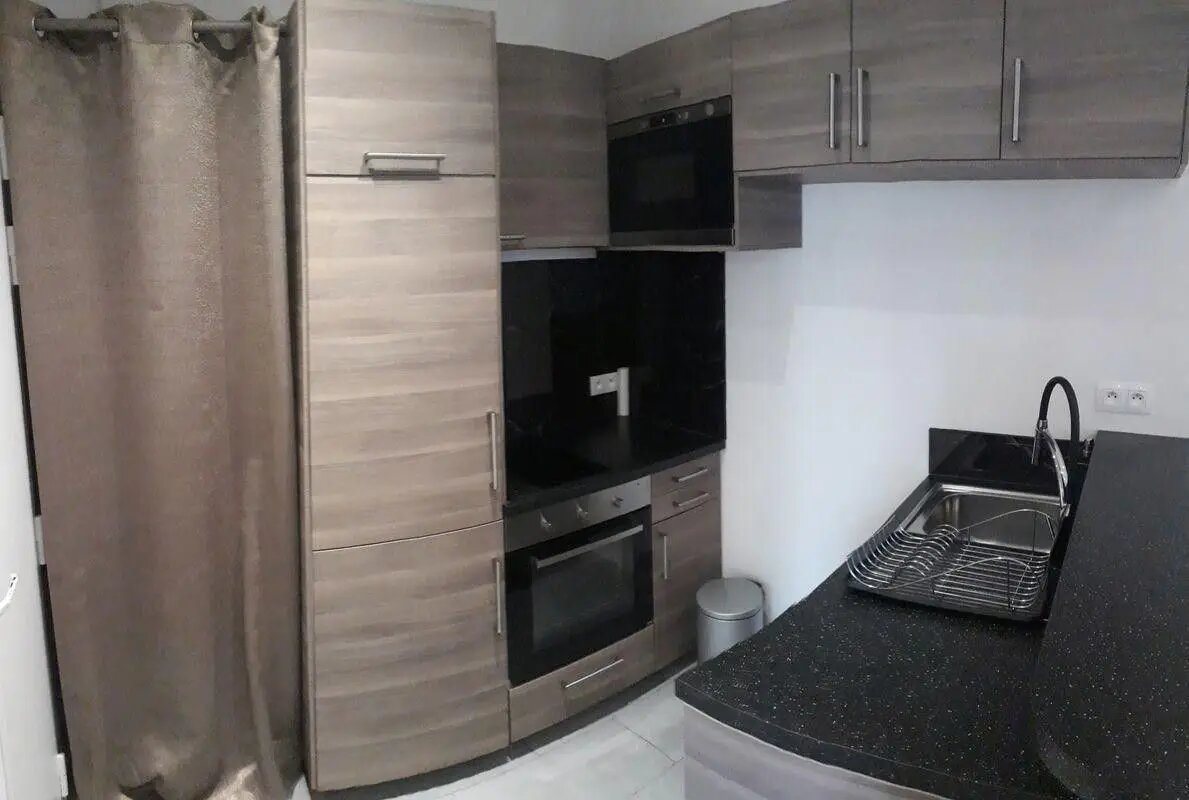 Appartement à louer, 34m², Courbevoie