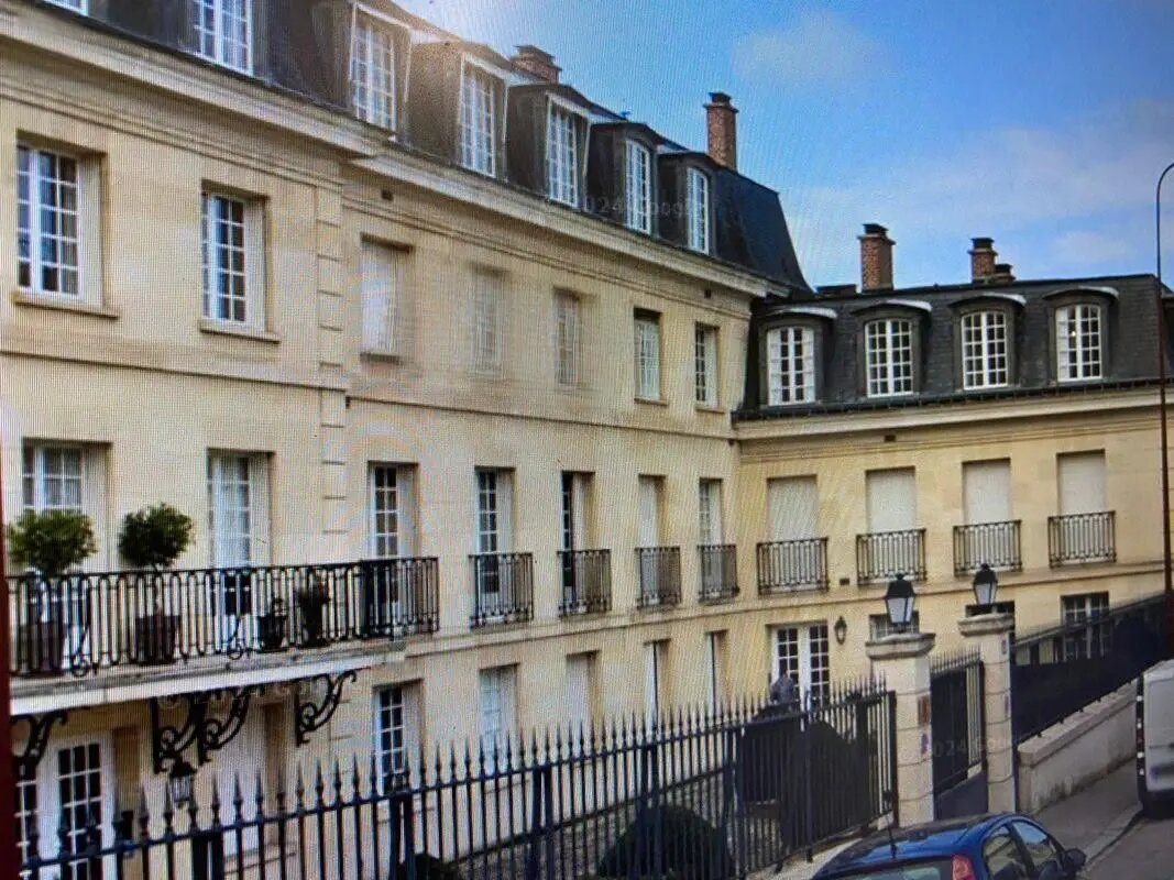 Appartement à louer, 17m², Versailles
