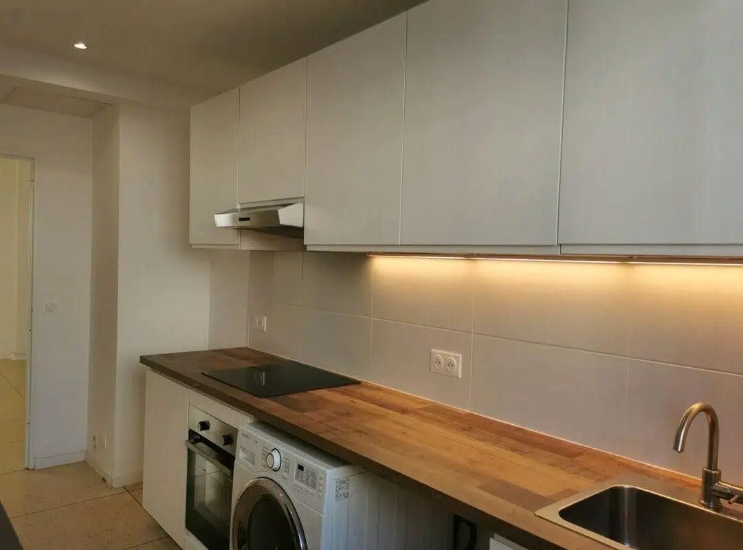 Appartement à louer, 40m², Marseille 8ème