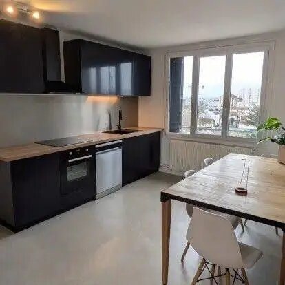 Appartement à louer, 74m², Lyon 8ème