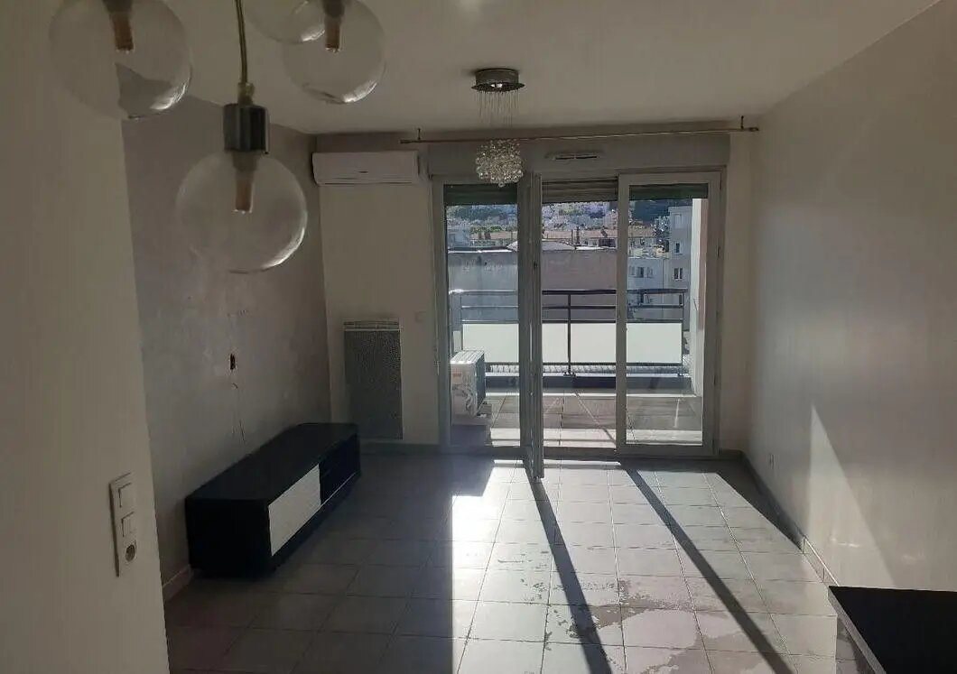 Appartement à louer, 40m², Nice