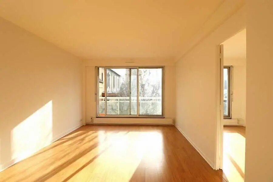 Appartement à louer, 45m², Courbevoie
