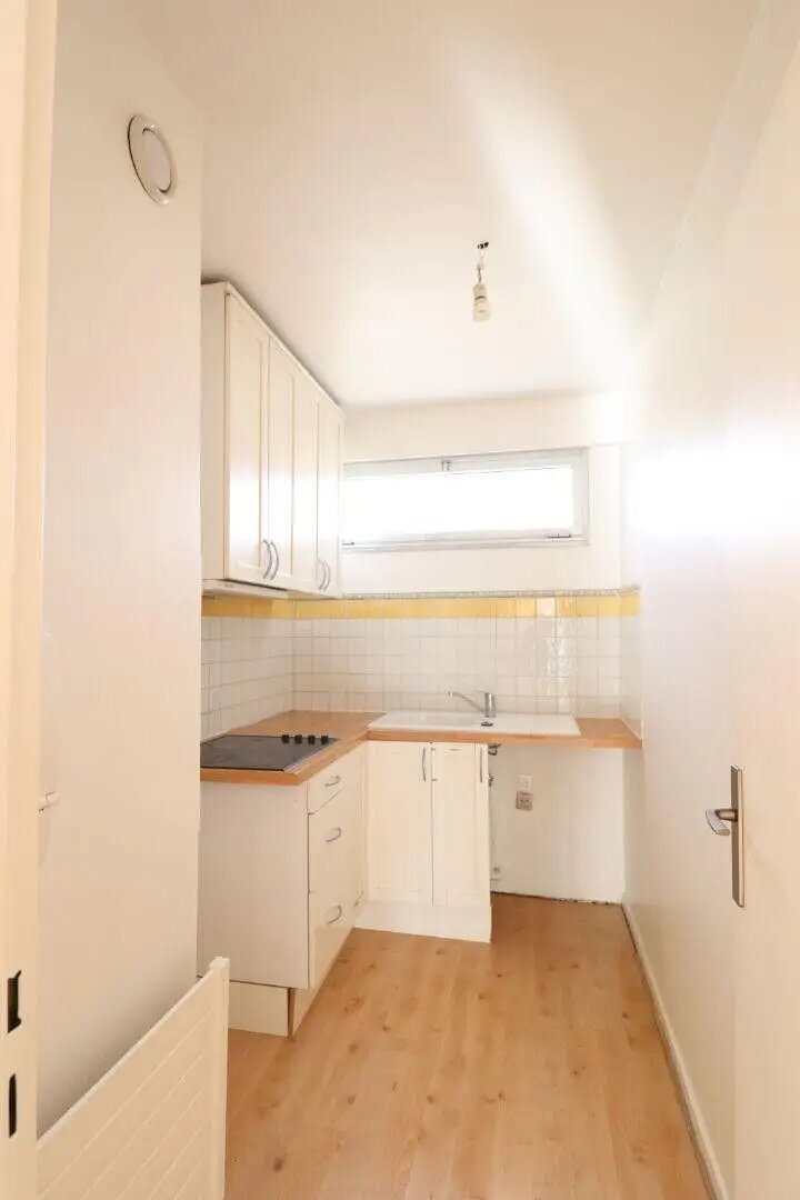 Appartement à louer, 45m², Courbevoie